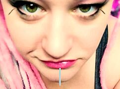 girlfriend says jerking to porn is cheating now you're fucked 😏