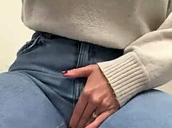 Quick Orgasm In Doctor's Office!