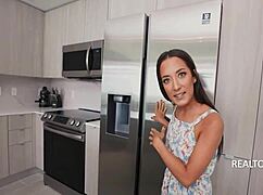 renting with ripped clothes benefits