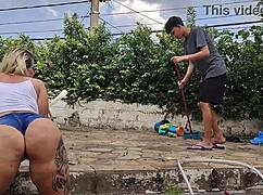 novinho virgem inocente deixei ele enfiar a m�o no meu cu em troca do estilingue dele veja no fechado ou no rd