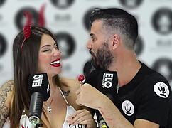 金发Sara阿根廷Elo播客辣房间全访谈