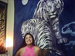 Behind Scenes Babe Feels Dick In Shaved Pussy