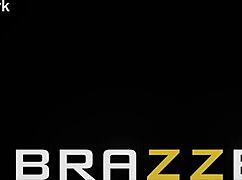 no card no cash just cock with angie lynx on brazzers 😏 enter xvpromo for discount