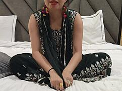 Chubby Big Ass Desi Bhabhi Maa Fucked By Harami Devar