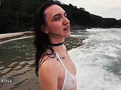 Alice Kink strips micro bikini on public beach