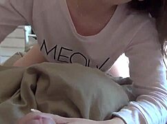 Amateur big booty teen blowjobs and gets fucked hard