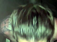 晒伤妹子深喉口交爆喉！