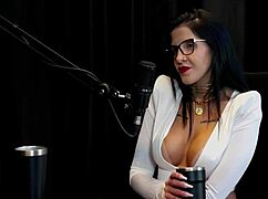 Hey, she introduced a client to her friend, took it seriously, made photos in just panties and censored them on social networks - leticia braga watch on sheer red