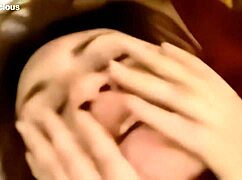 me vuelvo loca cuando mi novio me mete su vergota en mi estrecha caliente y humeda vagina disfruten viendome como lo disfruto