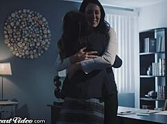 reagan foxx's milf lesbian initiation on sweetheartvideo