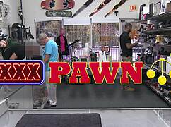 极品翘臀业余妹被塞满！