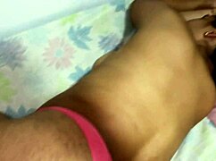 latina colombiana probando sexo con hijastro de gran polla