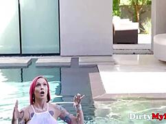 Redhead Milf Anna Bell Peaks Resists Being Bossed Around in Hardcore Action