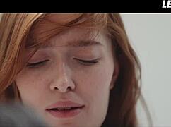 女同性恋继妹抚摸女友直到高潮 - 女孩知道