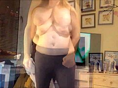 Granny amateur wants to show what she has