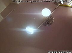 18岁少女派对勾引继兄爸爸妹妹加入狂欢