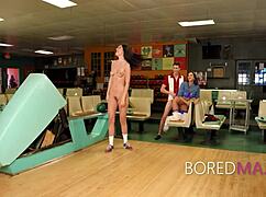 Stepmom and stepdaughter intensely free use and blow at the same time.