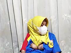 I saw this hijab girl masturbate before work at Indomaret