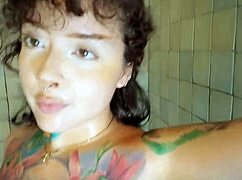 Giantess Allows You To Watch Her Shave