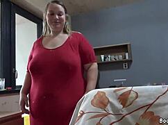 继母抓到他打飞机知道怎么搞