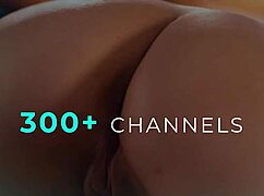 whoa stacked milf syren de mer licks stepdaughter madi collins wet pussy