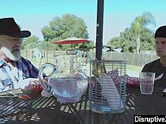 stepson bareback fucks stepdad's ass 😈🍆💦