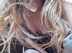 mmm love rubbing my big ass free then panties only 😍🍑