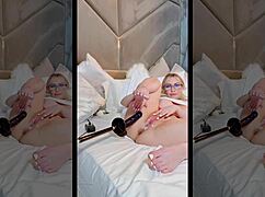 mia malkova creams her pussy extra hard on fuck machine solo