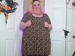 desperate bbw cums hard in sun dress with vibrator