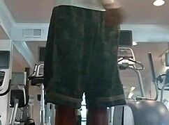 21 year old athletic roommate workout in dorm solo