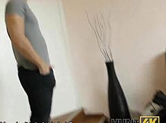 hunt4k guy tricks hot chick into cash fuck for room