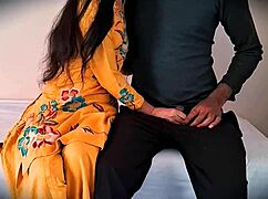 hot horny punjabi mommy model spreads for indian daddy pounding!