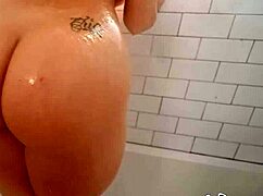 jessie rogers fat ass fucked hard by hermanastro after shower