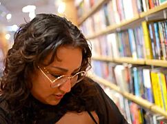 Peachie, can your librarian pussy handle Gibby the clown's monster BBC?