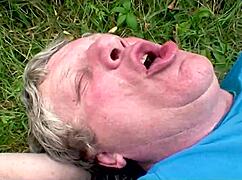 my horny mature avós found ninfeta for wild picnic fuck