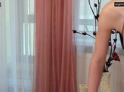 salma saire's virgin feet oiled in first moaning massage defloration