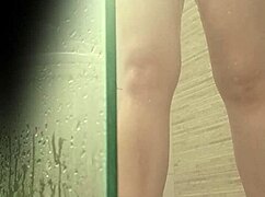 argentinian secretary babe upskirts in bathroom shaving tight coño smooth