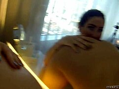 I'm cumming Serena Blair with Presley Hart shower!