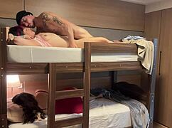 nada como uma rola grande no cu dela 😍🔥