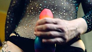 Jerk off with a kinky girl who fucks guys then worship ass