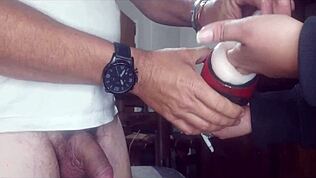 Lots of great cumming on camera with wife sharing